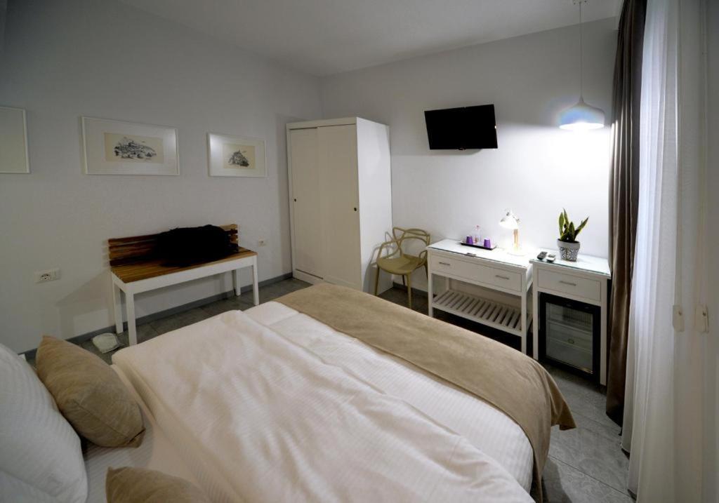 Konak Rooms L Skanderbeg Square Tirana Exterior photo